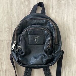 Marc Jacobs | Bags | Marc Jacobs Scream Print Backpack  display picture 3